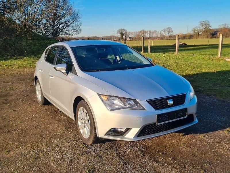 Gebraucht Seat Leon Style 105 PS (77 kW) 2013 Silber Limousine