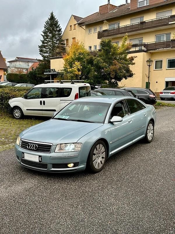 Silber Gebraucht 2003 Audi A8 Limousine | 3.400 € (Superpreis) - Bild 1/4