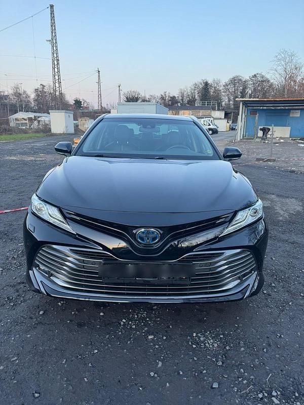 Gebraucht Toyota Camry Hybrid 178 PS (130 kW) 2020 Schwarz Limousine