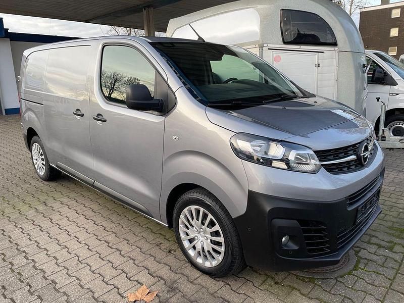 Grau Gebraucht 2020 Opel Vivaro Edition Van / Kleinbus | 13.900 € (Superpreis) - Bild 1/4
