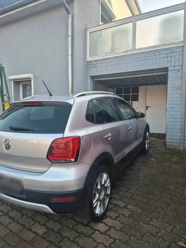Gebraucht VW Polo Cross 105 PS (77 kW) 2012 Silber Kleinwagen