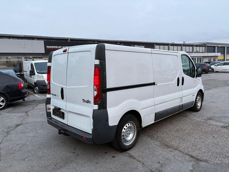 Gebraucht Renault Trafic 2014 Weiß Van / Kleinbus