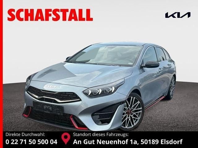 Silber ((css) lunarsilber met.) Gebraucht 2024 Kia ProCeed GT Kleinwagen | 30.979 € (Fairer Preis) - Bild 1/3