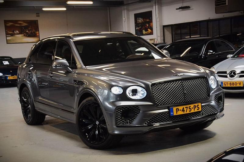 Silber Gebraucht 2022 Bentley Bentayga SUV | 154.800 € (Guter Preis) - Bild 1/4