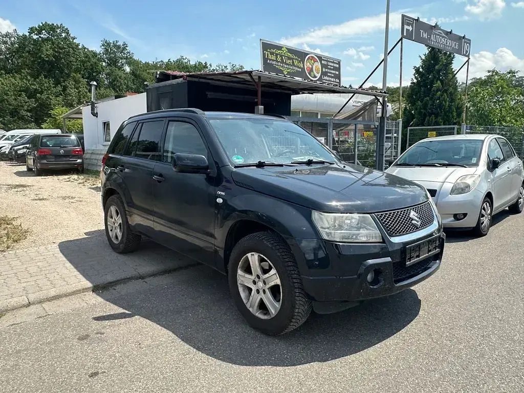 Gebraucht Suzuki Grand Vitara 129 PS (94 kW) 2006 Schwarz SUV