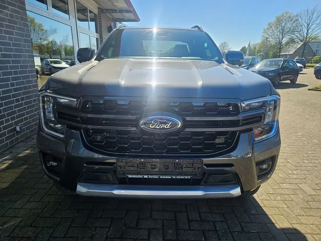 Neu Ford Ranger Wildtrack 241 PS (177 kW) 2026 Grau Pickup