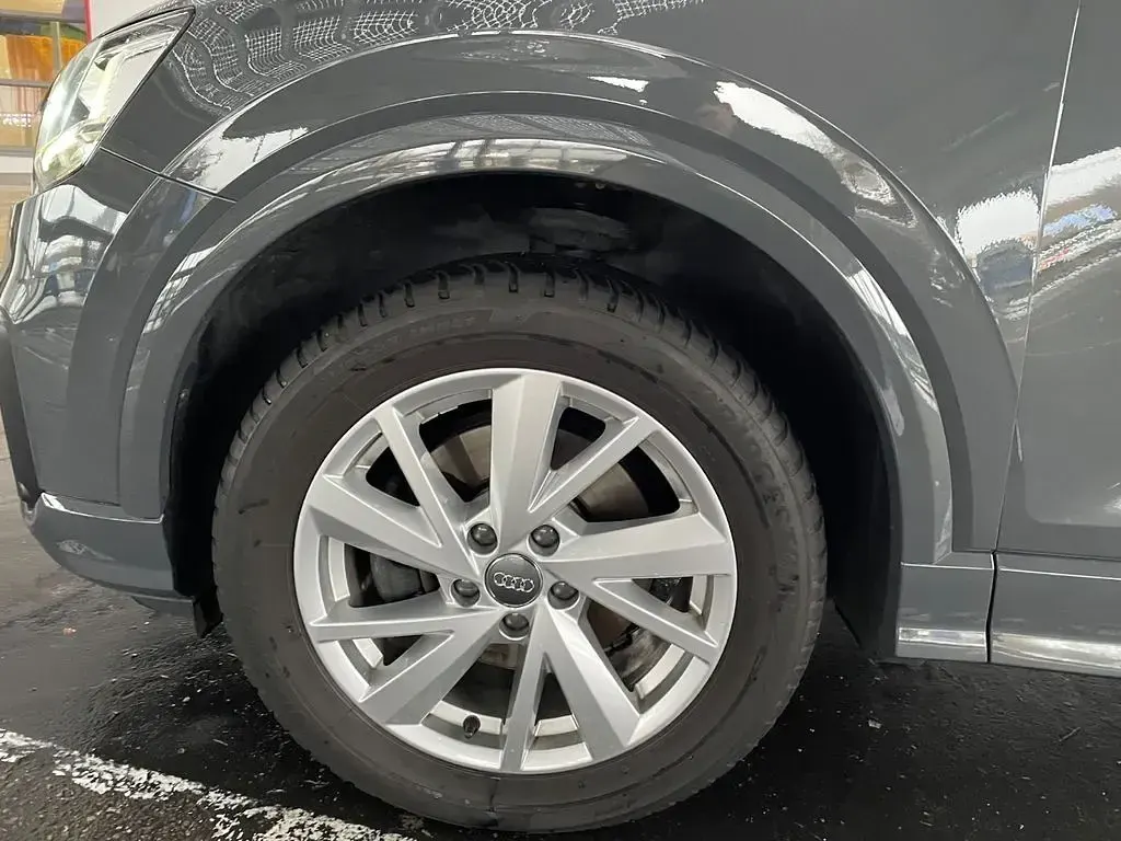 Gebraucht Audi Q2 Sport 150 PS (110 kW) 2018 Grau SUV