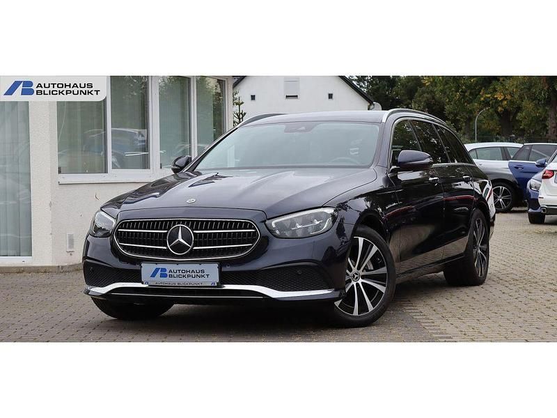 Gebraucht Mercedes E300 306 PS (225 kW) 2022 Nautikblau (metallic) Kombi