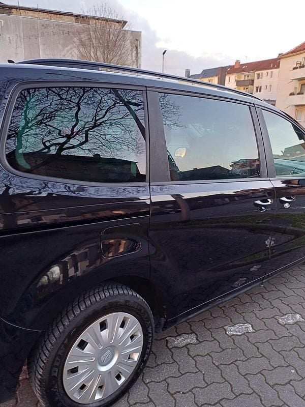 Gebraucht Seat Alhambra 140 PS (102 kW) 2014 Schwarz Van / Kleinbus