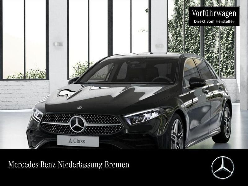 Nachtschwarz Gebraucht 2025 Mercedes A180 AMG Limousine | 31.500 € (Fairer Preis) - Bild 1/3