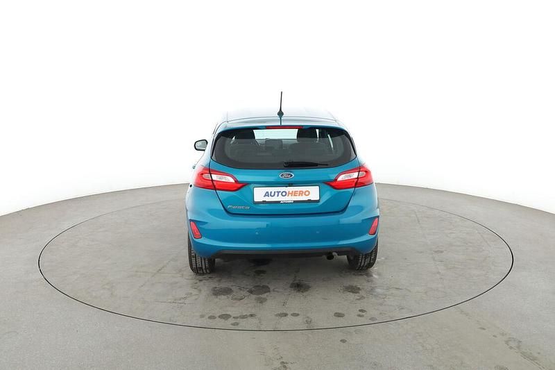 Gebraucht Ford Fiesta Titanium 101 PS (74 kW) 2018 Blau Limousine