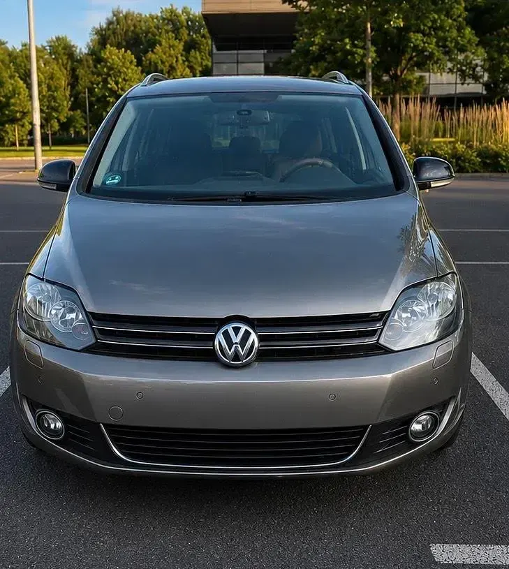 Gebraucht VW Golf VII 80 PS (58 kW) 2012 Braun Limousine