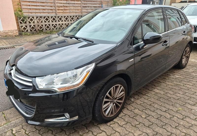 Schwarz Gebraucht 2011 Citroën C4 Tendance Limousine | 4.500 € (Fairer Preis) - Bild 1/4