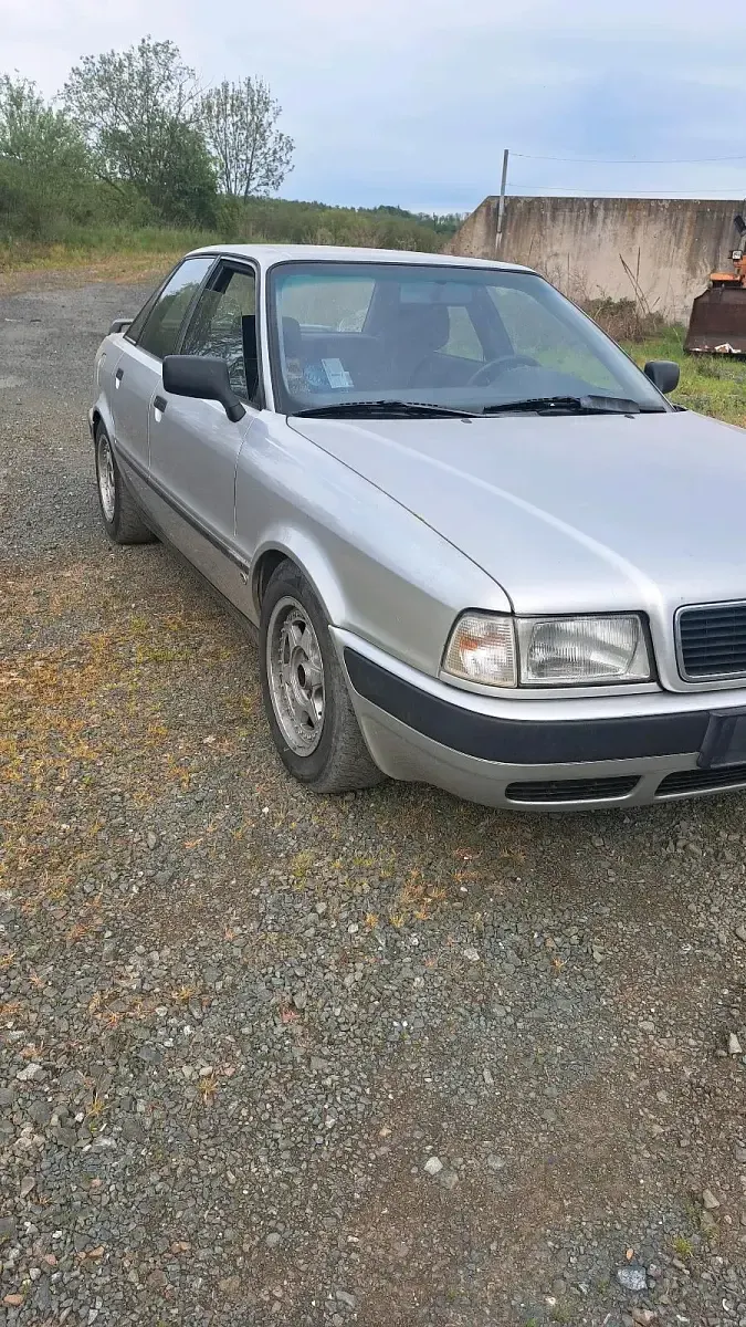 Gebraucht Audi 80 133 PS (97 kW) 1991 Silber Limousine