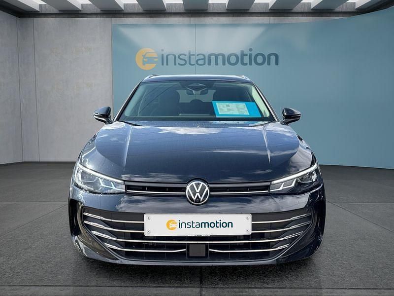 Gebraucht VW Passat 150 PS (110 kW) 2025 Schwarz Kombi