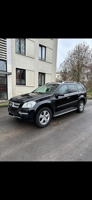 Gebraucht Mercedes GL350 265 PS (194 kW) 2012 Schwarz SUV