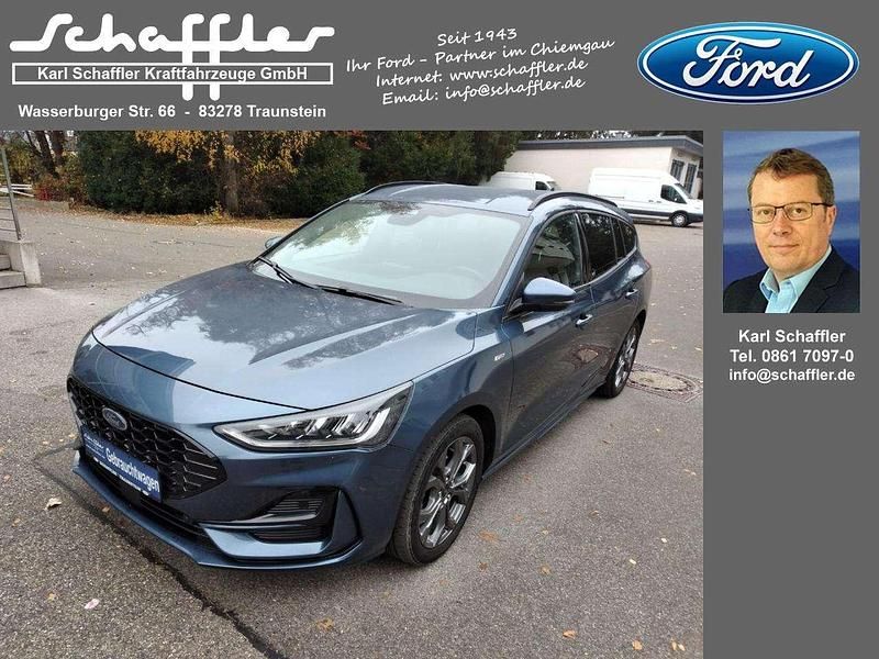 Gebraucht Ford Focus ST-Line 120 PS (88 kW) 2022 Chromablau metallic Kombi