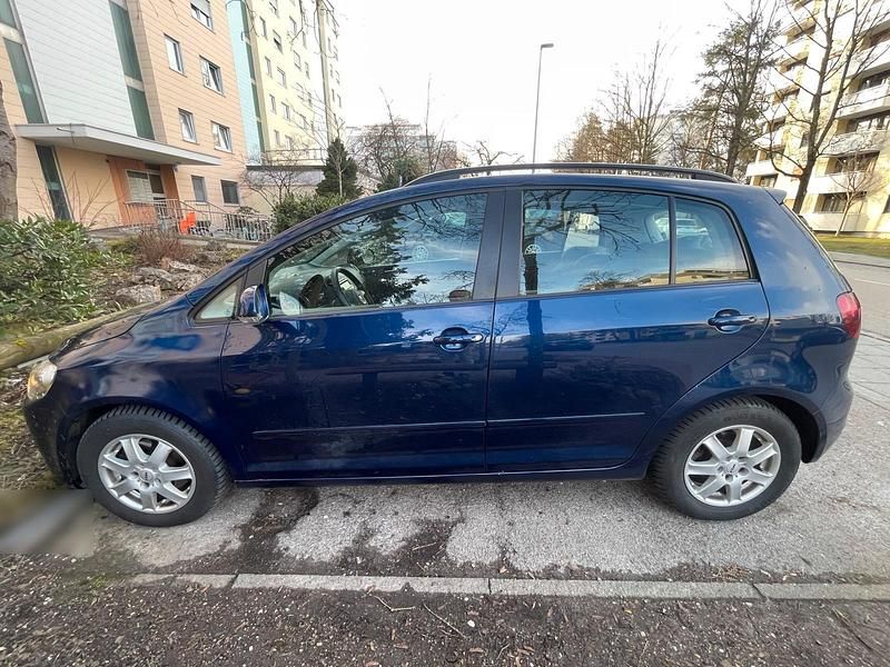 Gebraucht VW Golf VI 105 PS (77 kW) 2009 Blau Kleinwagen