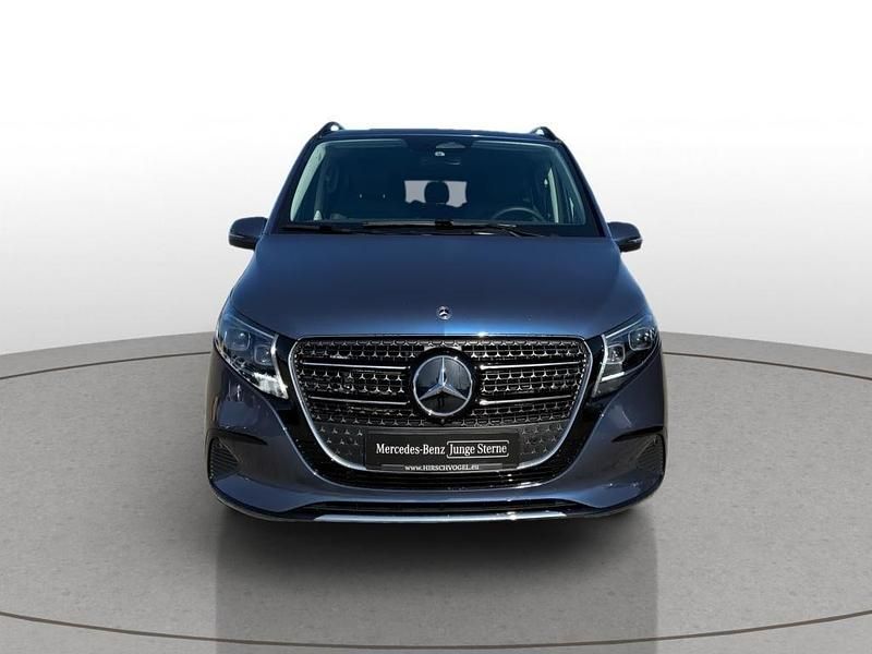 Gebraucht Mercedes V300 Avantgarde 237 PS (174 kW) 2025 Sodalithblau met. Van / Kleinbus