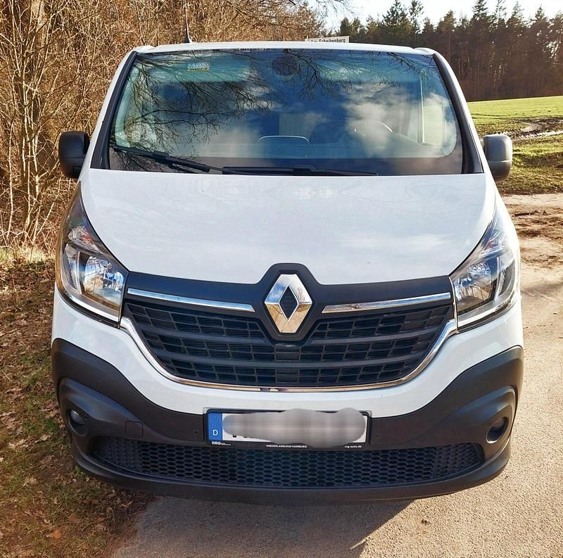 Gebraucht Renault Trafic 145 PS (106 kW) 2021 Weiß Van / Kleinbus
