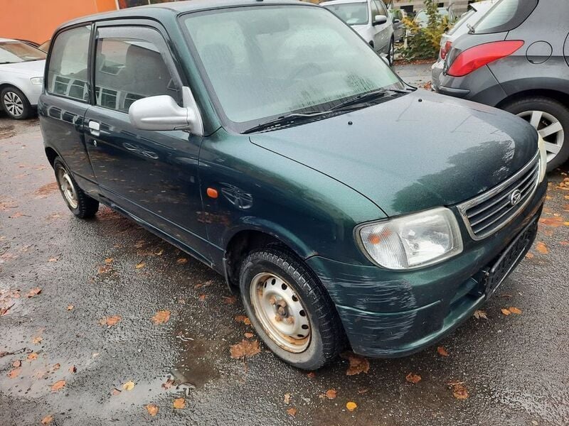 Gebraucht Daihatsu Cuore Plus 56 PS (41 kW) 2003 Grün Kleinwagen