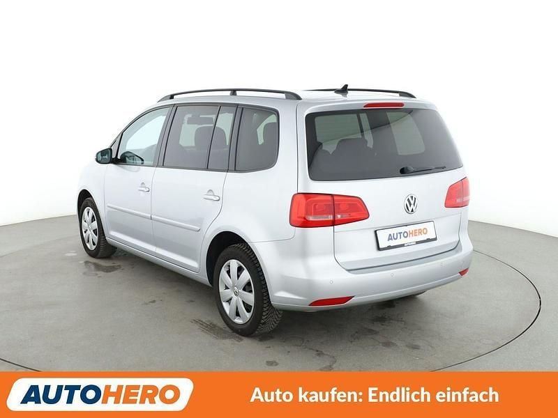 Gebraucht VW Touran Comfortline 140 PS (102 kW) 2015 Silber Van / Kleinbus