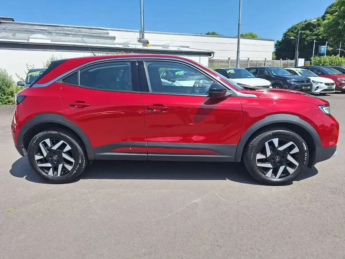 Gebraucht Opel Mokka Elegance 101 PS (74 kW) 2023 Kosmos rot SUV