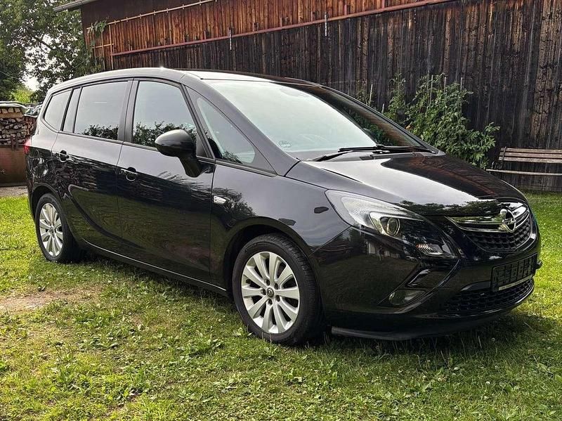 Schwarz Gebraucht 2015 Opel Zafira Tourer Edition Van / Kleinbus | 8.500 € (Fairer Preis) - Bild 1/4