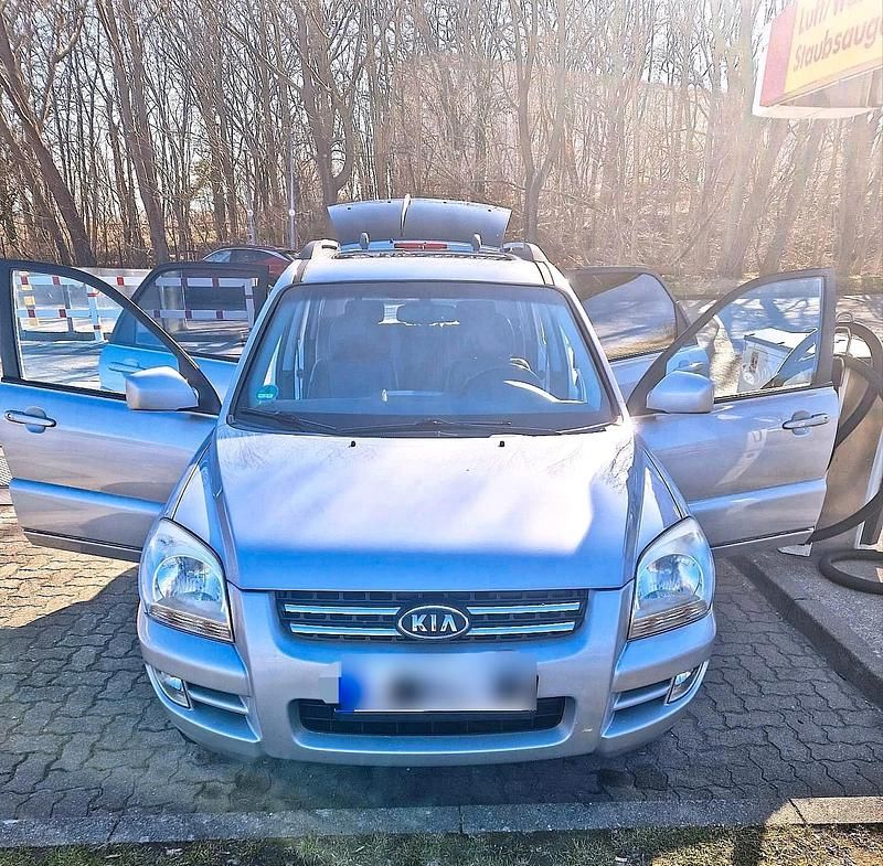 Second-hand Kia Sportage EX 175 CP (128 kW) 2006 Argintiu SUV