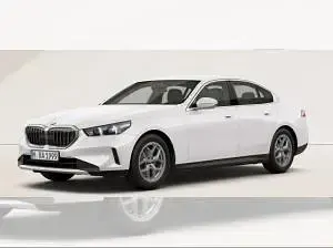 Neu BMW 520 Sport Line 208 PS (152 kW) 2026 Weiß (alpinweiß uni) Limousine