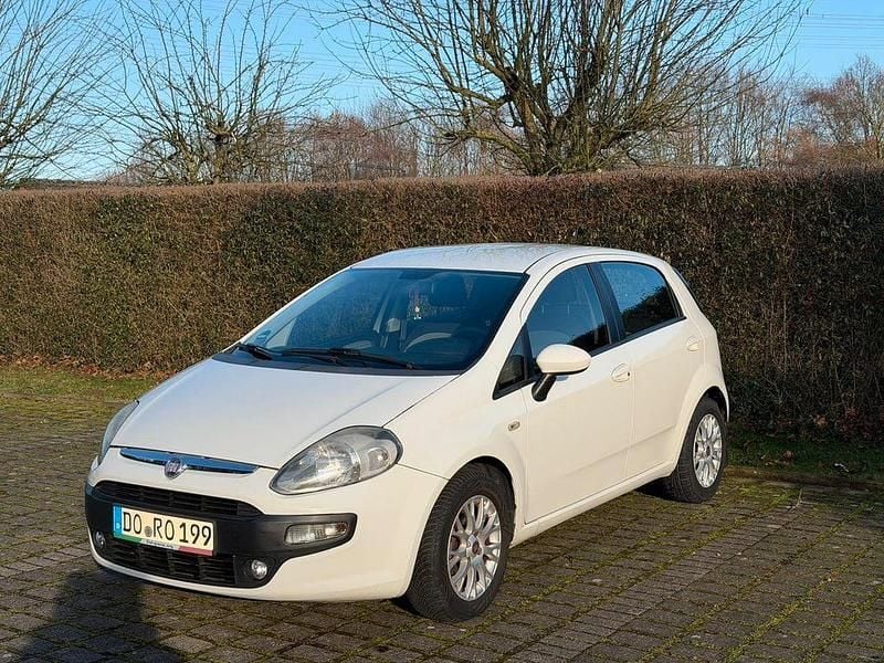 Gebraucht Fiat Punto Evo 76 PS (55 kW) 2011 Weiß Kleinwagen