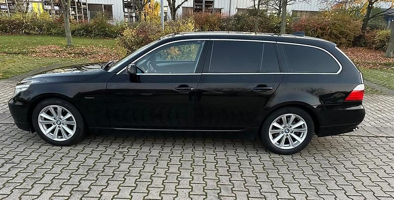 Brugt BMW 523 218 HK (160 kW) 2007 Sort Stationcar