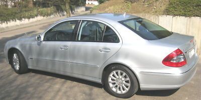 Gebraucht Mercedes E200 Elegance 184 PS (135 kW) 2007 Silber metallic Limousine