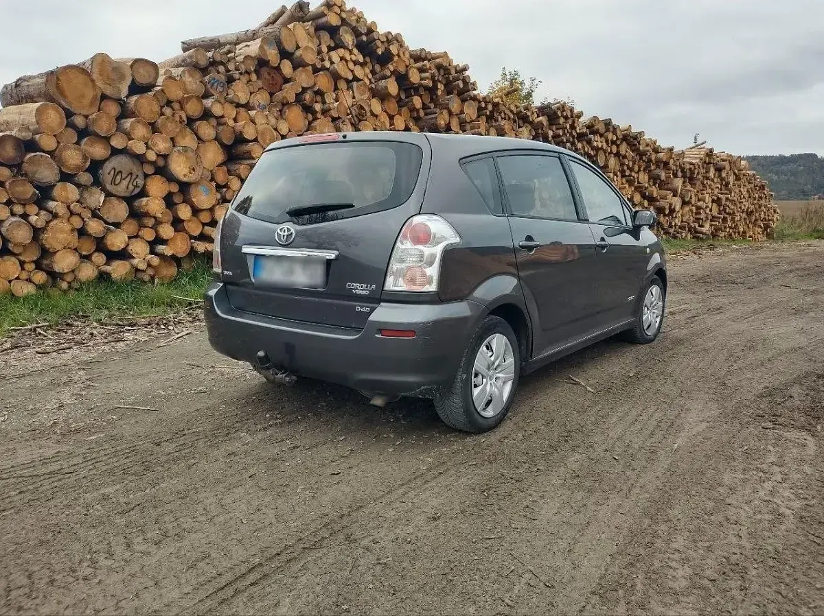 Gebraucht Toyota Corolla Verso 136 PS (100 kW) 2008 Grau Van / Kleinbus