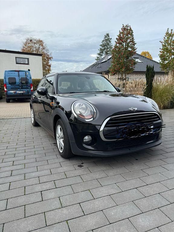 Schwarz Gebraucht 2017 Mini One D Kleinwagen | 7.650 € (Fairer Preis) - Bild 1/4