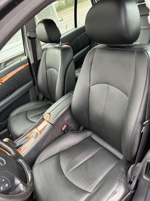 Gebraucht Mercedes E320 Elegance 224 PS (164 kW) 2006 Schwarz Kombi