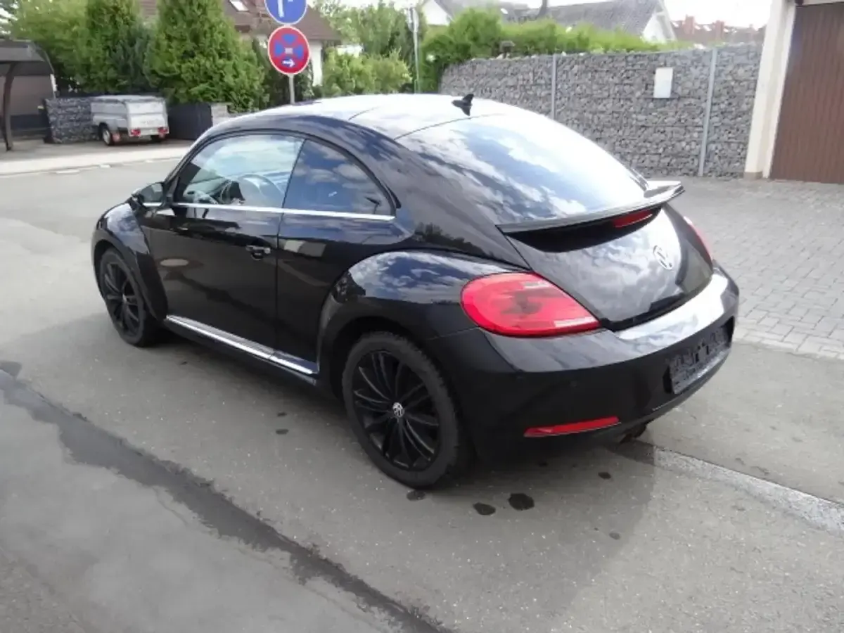 Gebraucht VW Beetle 160 PS (117 kW) 2013 Schwarz Kleinwagen