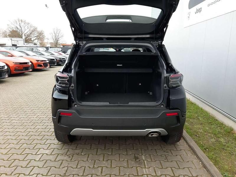 Gebraucht Jeep Avenger Altitude 101 PS (74 kW) 2024 Volcano black SUV