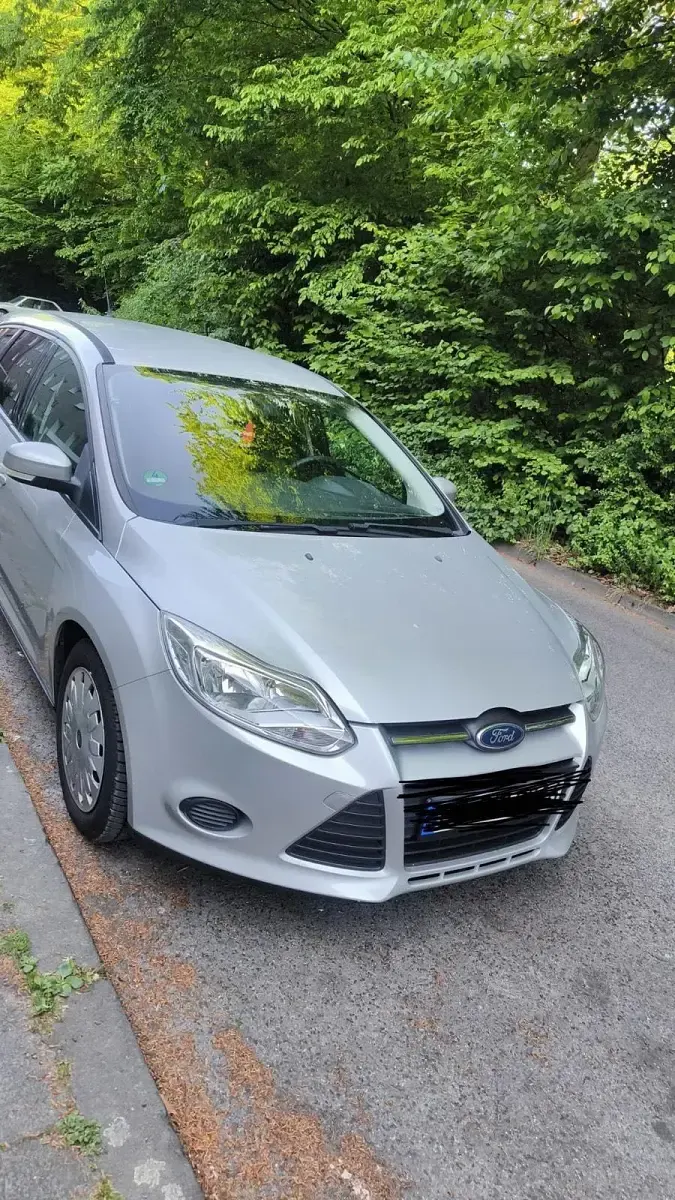Gebraucht Ford Focus 116 PS (85 kW) 2012 Kombi