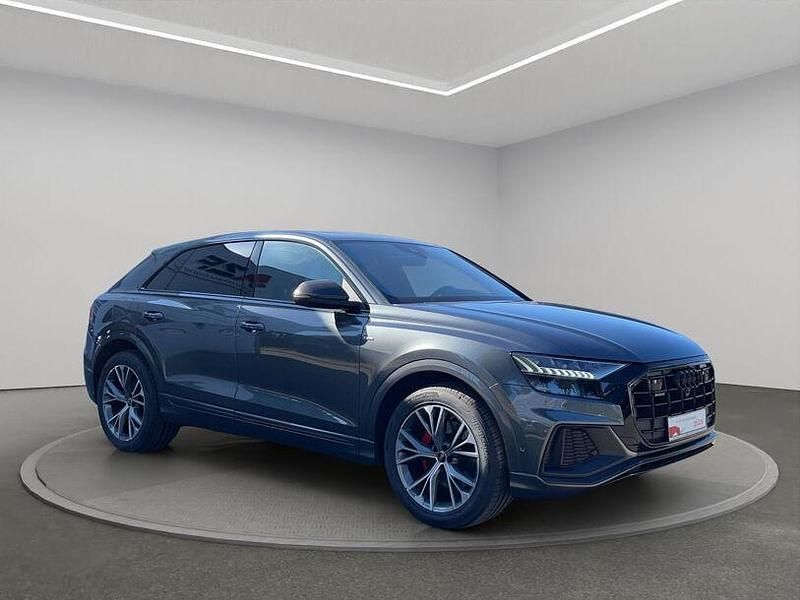 Gebraucht Audi Q8 Ambiente 286 PS (210 kW) 2022 Grau SUV