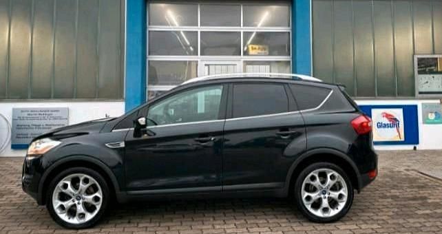 Gebraucht Ford Kuga S 140 PS (102 kW) 2012 Schwarz SUV