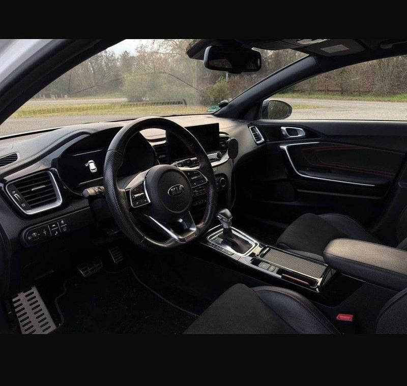 Gebraucht Kia ProCeed GT 204 PS (150 kW) 2020 Grau Kombi