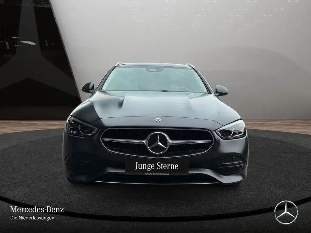Gebraucht Mercedes C180 Avantgarde 170 PS (125 kW) 2025 Grau Limousine