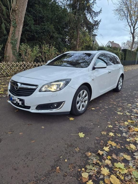 Weiß Gebraucht 2015 Opel Insignia Kombi | 6.500 € (Guter Preis) - Bild 1/4