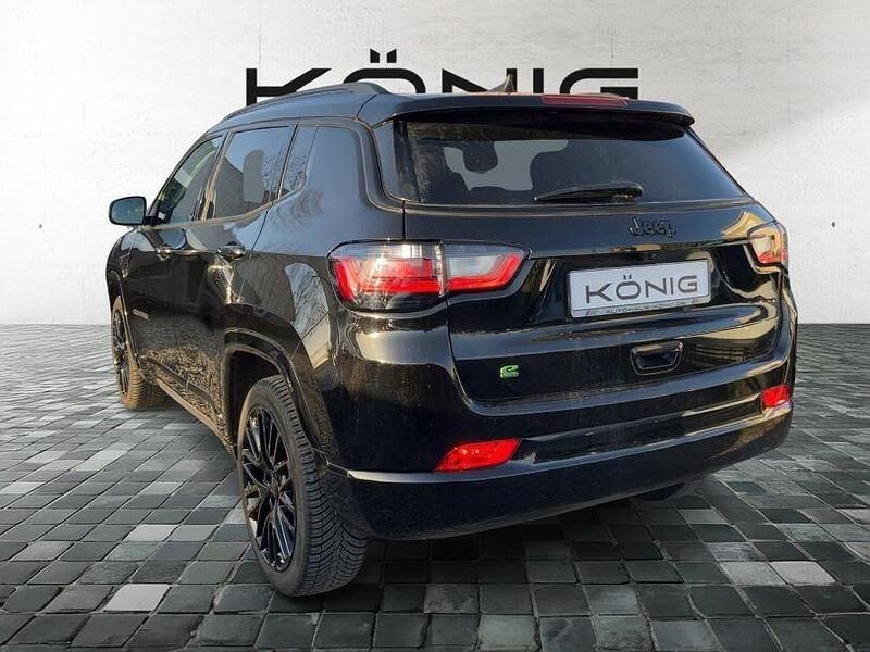 Gebraucht Jeep Compass Altitude 131 PS (96 kW) 2024 Schwarz SUV