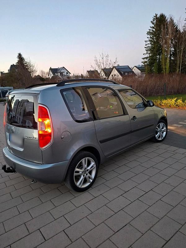 Gebraucht Skoda Roomster 2009 Van / Kleinbus