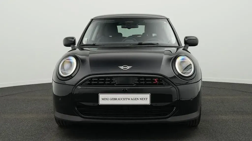 Gebraucht Mini Cooper S Classic 204 PS (150 kW) 2024 Schwarz Kleinwagen
