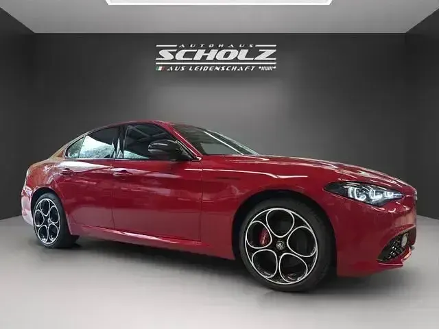 Gebraucht Alfa Romeo Giulia Competizione 280 PS (205 kW) 2023 Rosso alfa, uni Limousine
