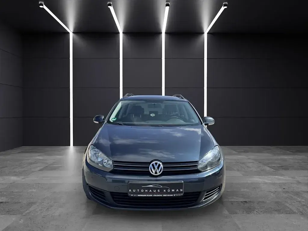 Gebraucht VW Golf VI Comfortline 105 PS (77 kW) 2010 Blau Kleinwagen