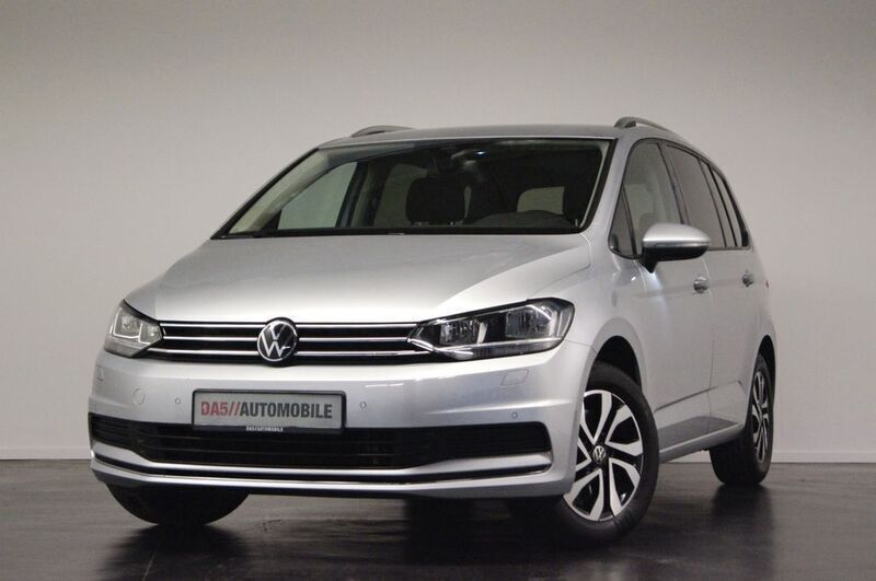Silber Gebraucht 2022 VW Touran Active Van / Kleinbus | 22.300 € (Guter Preis) - Bild 1/4